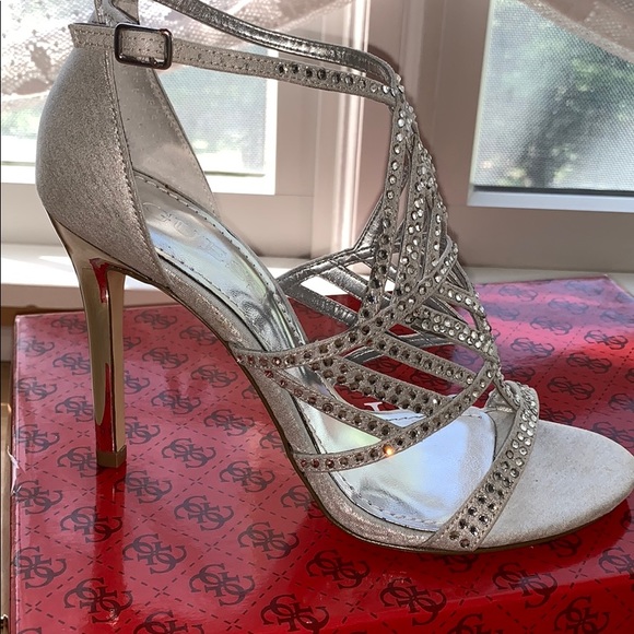 Guess size 6 - Picture 4 of 7